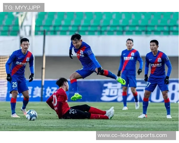 文班谈与追梦激烈对抗用实力证明自己才是最佳回应方式