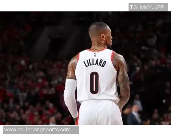 美媒调侃球迷宁愿放弃奖金也想与安吉尔里斯共进晚餐