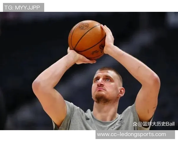 本赛季仅有吉迪与约基奇两人场均20分8篮板8助攻的壮举引发关注
