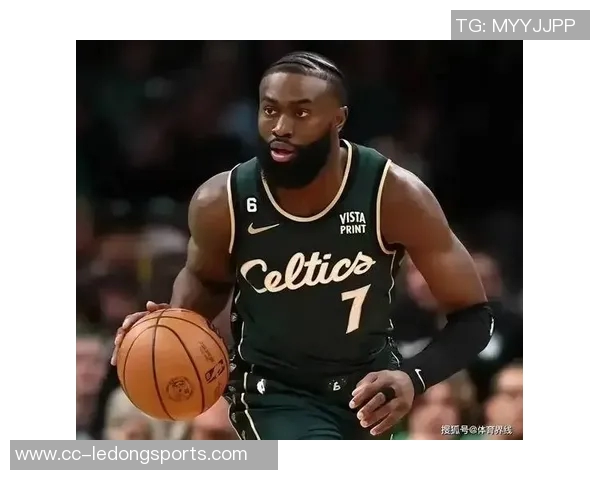 杰伦布朗独砍36分却三分球全失致命犯规成败皆由你