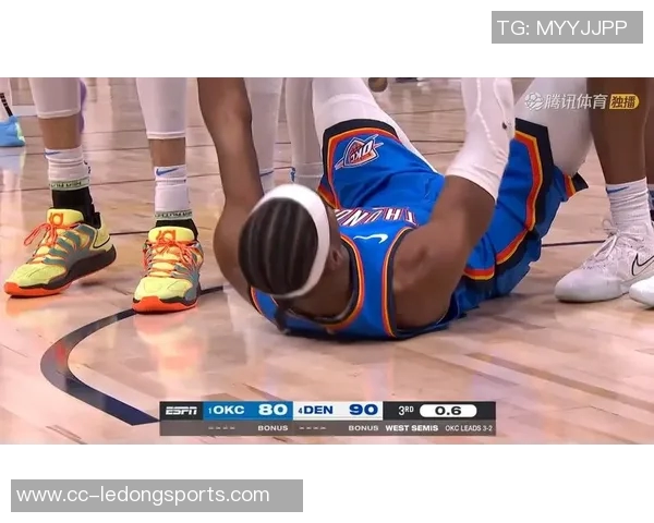 韦德称赞亚历山大造犯规技巧认为他聪明懂得如何赢得裁判哨声