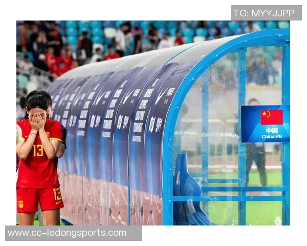 齐奥尔科夫斯基对被替换不满认为首个失球责任在自己