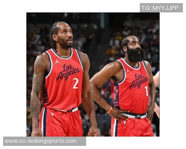 快船送走哈登与祖巴茨伦纳德心痛但球队更年轻更有潜力